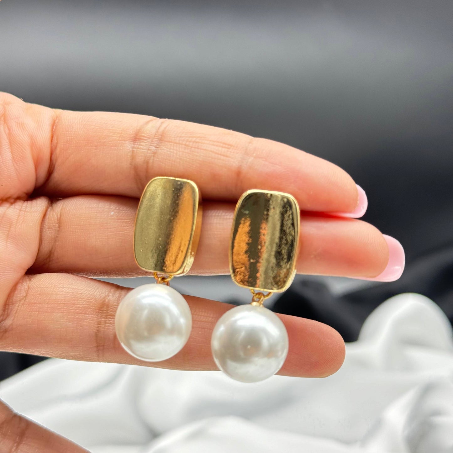 Sophiya Earring