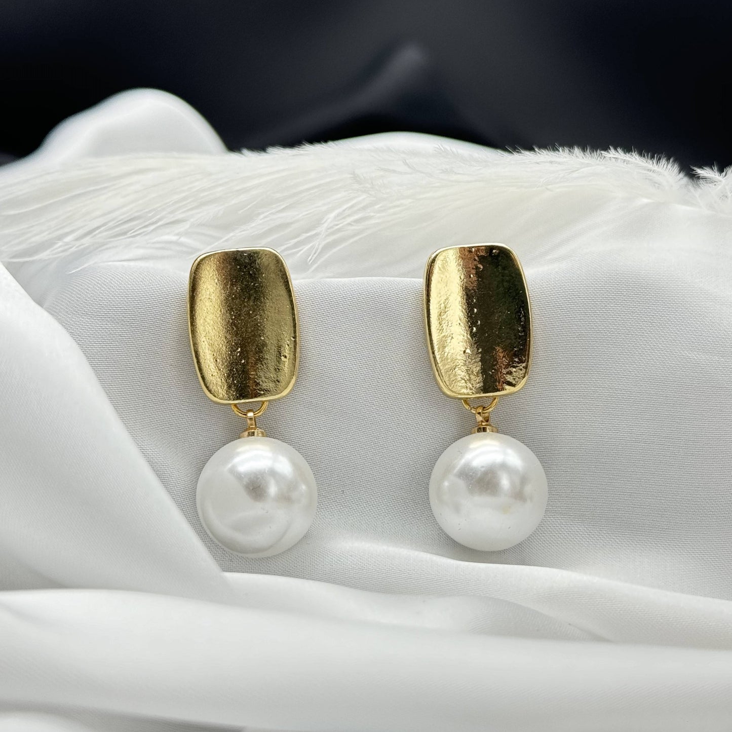 Sophiya Earring